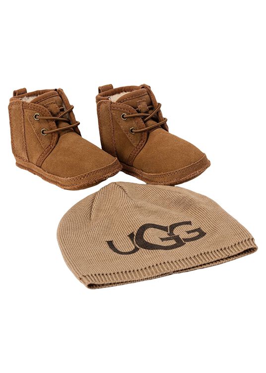 BABY NEUMEL AND UGG BEANIE image number 0